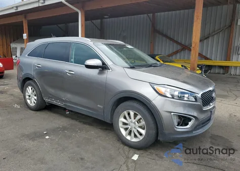 2017 Kia Sorento Lx z USA, uszkodzony, nr VIN 5XYPGDA30HG204006